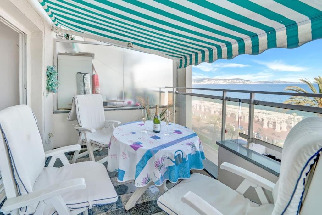 La Prom - A Two Bedroom Apartment With A Sea View นีซ ภายนอก รูปภาพ