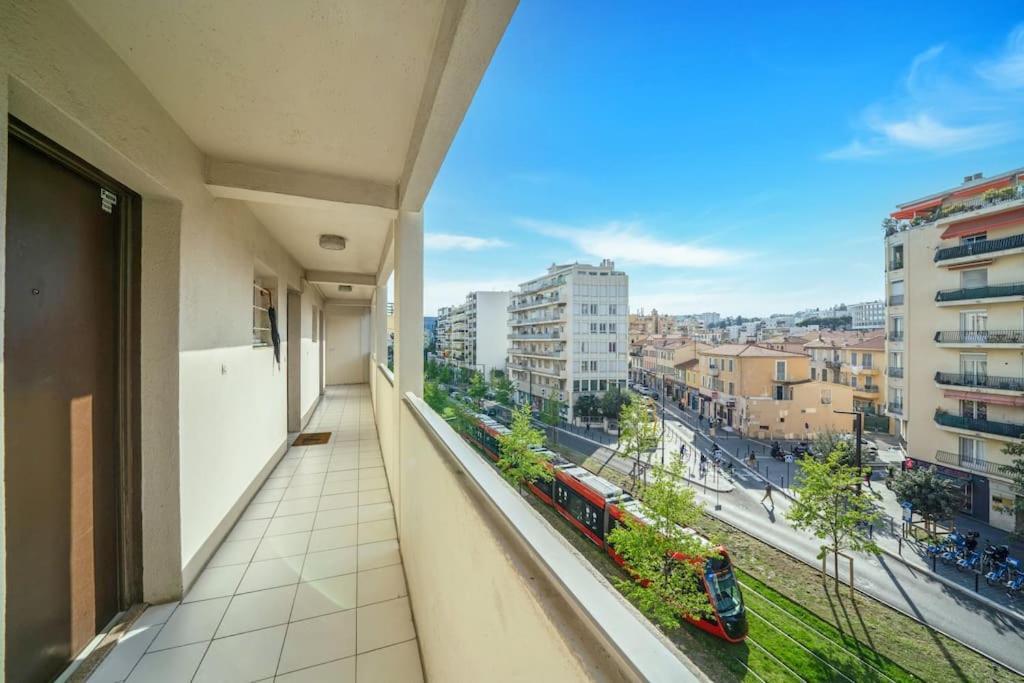 La Prom - A Two Bedroom Apartment With A Sea View นีซ ภายนอก รูปภาพ