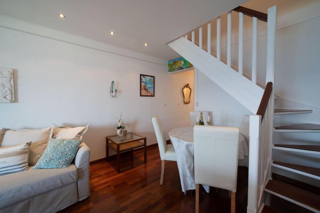 La Prom - A Two Bedroom Apartment With A Sea View นีซ ภายนอก รูปภาพ