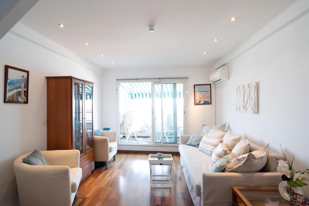 La Prom - A Two Bedroom Apartment With A Sea View นีซ ภายนอก รูปภาพ